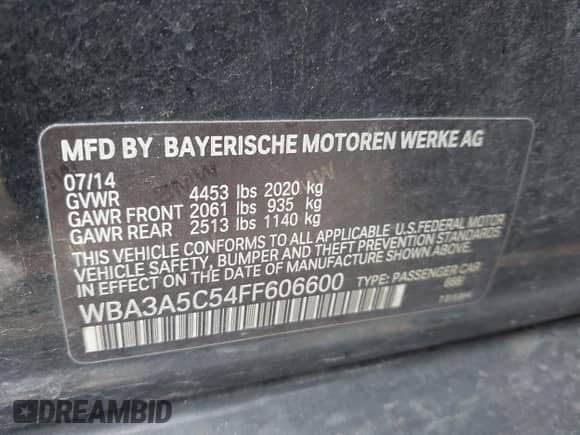 2015 BMW 3 Series 328i z VIN WBA3A5C54FF606600, wystawiony jako IAAI lot #43193224 z przebiegiem 136 632 mil mil oraz . Historia ofert i sprzedaży dostępna na DreamBid. Obrazek 9.