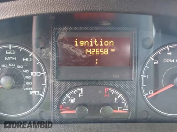 2020 Ram ProMaster Cargo z VIN 3C6TRVBG2LE100324, wystawiony jako IAAI lot #42411011 z przebiegiem 142 658 mil mil oraz . Historia ofert i sprzedaży dostępna na DreamBid. Obrazek 7.