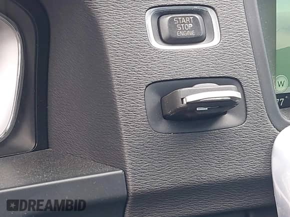 2017 Volvo S60 Dynamic с VIN YV126MFL8H2425928, выставлен на аукционе IAAI как лот 41994829 с пробегом 74 040 миль миль и . История ставок и продаж доступна на DreamBid. Изображение 11.