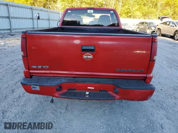 1999 Chevrolet S-10 LS с VIN 1GCCS1446XK191044, выставлен на аукционе Copart как лот 75818124 с пробегом 148 018 миль миль и Списание • Salvage title. История ставок и продаж доступна на DreamBid. Изображение 6.