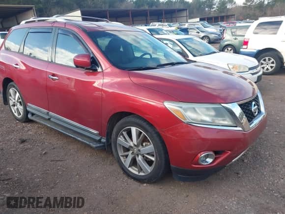 2014 Nissan Pathfinder SV with VIN 5N1AR2MN0EC684562, listed as a IAAI auction lot 41616690 with 177,174 mi miles and . Bid and sale history available at DreamBid. Image 1.