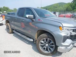2023 Chevrolet Silverado 1500 LT with VIN 1GCRDDED4PZ296449, listed as a IAAI auction lot 42402216 with 15,540 mi miles and . Bid and sale history available at DreamBid. Image 1.