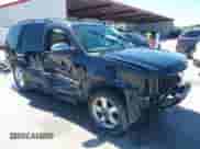 2013 Chevrolet Tahoe LTZ z VIN 1GNSKCE00DR366689, wystawiony jako IAAI lot #42525179 z przebiegiem 179 271 mil mil oraz . Historia ofert i sprzedaży dostępna na DreamBid. Obrazek 1.