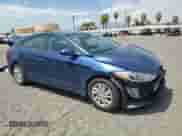 2018 Hyundai Elantra SE z VIN 5NPD74LF5JH377674, wystawiony jako Copart lot #70224535 z przebiegiem 142 480 mil mil oraz Szkoda całkowita • Salvage title. Historia ofert i sprzedaży dostępna na DreamBid. Obrazek 4.