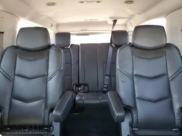 2016 Cadillac Escalade ESV Luxury Collection с VIN 1GYS3HKJ5GR109199, выставлен на аукционе Copart как лот 56944615 с пробегом 209 694 миль миль и Списание • Salvage title. История ставок и продаж доступна на DreamBid. Изображение 10.