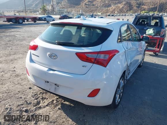 2013 Hyundai Elantra z VIN KMHD35LE7DU100068, wystawiony jako IAAI lot #43181772 z przebiegiem 74 045 mil mil oraz . Historia ofert i sprzedaży dostępna na DreamBid. Obrazek 4.