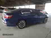 2017 Honda Accord с VIN JHMCR6F30HC001245, выставлен на аукционе Copart как лот 67361685 с пробегом 175 127 миль миль и Списание • Salvage title. История ставок и продаж доступна на DreamBid. Изображение 3.