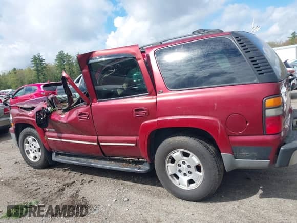 2003 Chevrolet Tahoe Z71 с VIN 1GNEK13T53R110402, выставлен на аукционе IAAI как лот 42204565 с пробегом Не указан миль и . История ставок и продаж доступна на DreamBid. Изображение 14.