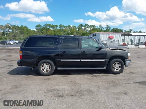 2004 Chevrolet Suburban LT с VIN 3GNEC16Z84G214705, выставлен на аукционе IAAI как лот 43307130 с пробегом 299 099 миль миль и . История ставок и продаж доступна на DreamBid. Изображение 13.