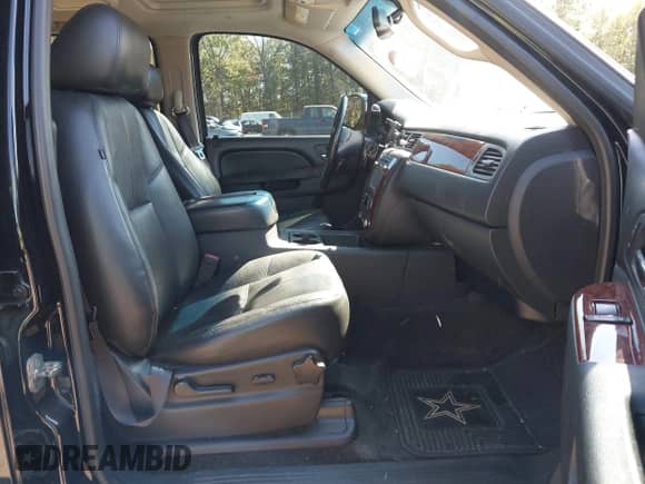 2013 Chevrolet Tahoe с VIN 1GNSKDEJ7DR197513, выставлен на аукционе IAAI как лот 43424876 с пробегом 175 000 миль миль и . История ставок и продаж доступна на DreamBid. Изображение 5.