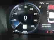 2022 Volvo S60 Momentum с VIN 7JRL12FZ0NG154042, выставлен на аукционе IAAI как лот 42268170 с пробегом 40 638 миль миль и . История ставок и продаж доступна на DreamBid. Изображение 15.