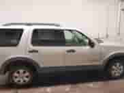 2006 Ford Explorer XLT z VIN 1FMEU73856UB59887, wystawiony jako IAAI lot #41462046 z przebiegiem Nie podano mil oraz . Historia ofert i sprzedaży dostępna na DreamBid. Obrazek 13.