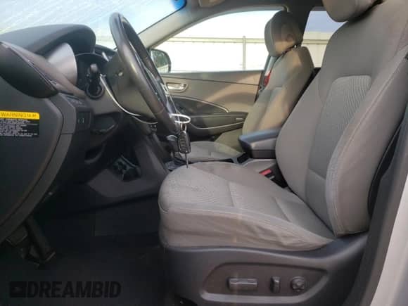 2014 Hyundai Santa Fe GLS with VIN KM8SMDHF4EU067371, listed as a Copart auction lot 83859735 with 93,868 mi miles and Salvage title. Bid and sale history available at DreamBid. Image 7.
