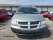 2003 Dodge Caravan SE z VIN 1D4GP25393B166201, wystawiony jako Copart lot #81286025 z przebiegiem 71 170 mil mil oraz Czysty tytuł • Clean title. Historia ofert i sprzedaży dostępna na DreamBid. Obrazek 5.