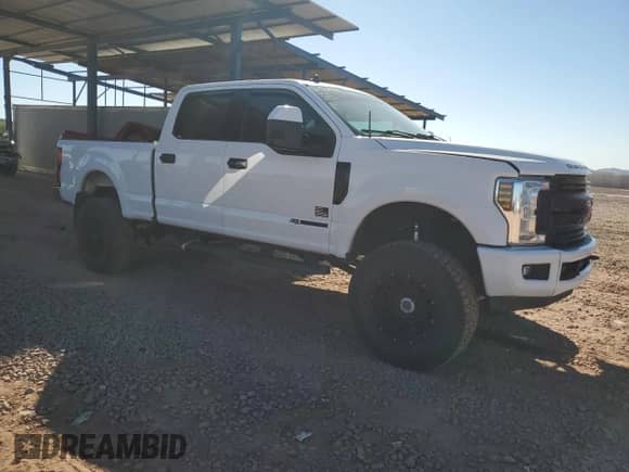 2019 Ford F-250 XL with VIN 1FT7W2BT9KEE45391, listed as a Copart auction lot 71217645 with 105,265 mi miles and Salvage title. Bid and sale history available at DreamBid. Image 4.