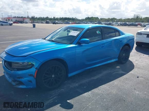 2019 Dodge Charger SXT z VIN 2C3CDXBG6KH678517, wystawiony jako IAAI lot #43382301 z przebiegiem 94 514 mil mil oraz . Historia ofert i sprzedaży dostępna na DreamBid. Obrazek 17.