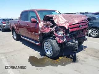 2005 Toyota Tundra Limited с VIN 5TBDT48135S476429, выставлен на аукционе IAAI как лот 42588479 с пробегом 179 949 миль миль и . История ставок и продаж доступна на DreamBid. Изображение 1.