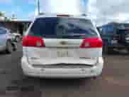 2010 Toyota Sienna CE с VIN 5TDKK4CC7AS324707, выставлен на аукционе IAAI как лот 42853782 с пробегом 196 862 миль миль и . История ставок и продаж доступна на DreamBid. Изображение 16.