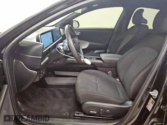 2024 Hyundai Ioniq 6 SE with VIN KMHM24AC3RA073538, listed as a Copart auction lot 70175085 with 22,507 mi miles and Clean title. Bid and sale history available at DreamBid. Image 7.