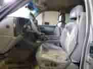 2002 GMC Sierra 1500 Denali z VIN 2GTFK69U021173036, wystawiony jako Copart lot #51416215 z przebiegiem 316 034 mil mil oraz Szkoda całkowita • Salvage title. Historia ofert i sprzedaży dostępna na DreamBid. Obrazek 7.