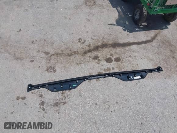 2021 Jeep Wrangler Unlimited Sahara High Altitude with VIN 1C4HJXEN6MW684553, listed as a IAAI auction lot 42595257 with 40,180 mi miles and . Bid and sale history available at DreamBid. Image 12.