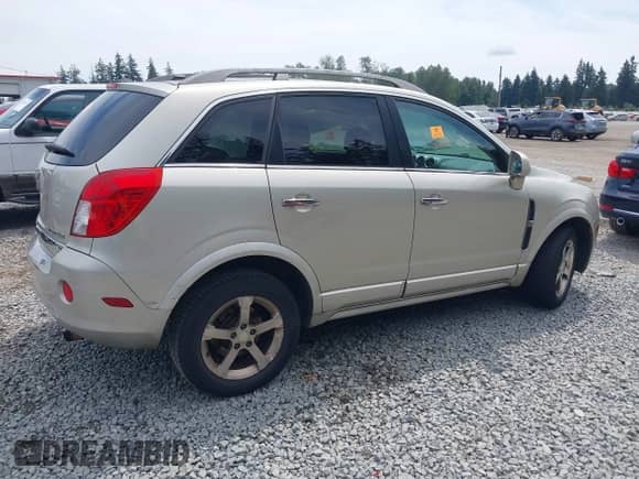 2014 Chevrolet Captiva Sport LT с VIN 3GNAL3EK2ES571617, выставлен на аукционе IAAI как лот 42514650 с пробегом Не указан миль и . История ставок и продаж доступна на DreamBid. Изображение 4.