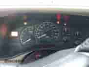 2002 Chevrolet Tahoe LT с VIN 1GNEC13Z62J233110, выставлен на аукционе IAAI как лот 42460607 с пробегом 329 196 миль миль и . История ставок и продаж доступна на DreamBid. Изображение 7.