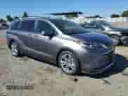 2022 Toyota Sienna Platinum с VIN 5TDERKECXNS088487, выставлен на аукционе Copart как лот 81986215 с пробегом 85 864 миль миль и Списание • Salvage title. История ставок и продаж доступна на DreamBid. Изображение 4.