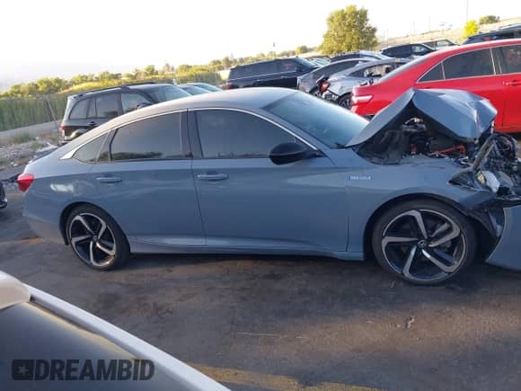 2022 Honda Accord Sport с VIN 1HGCV3F2XNA033096, выставлен на аукционе IAAI как лот 42962086 с пробегом 36 339 миль миль и . История ставок и продаж доступна на DreamBid. Изображение 13.