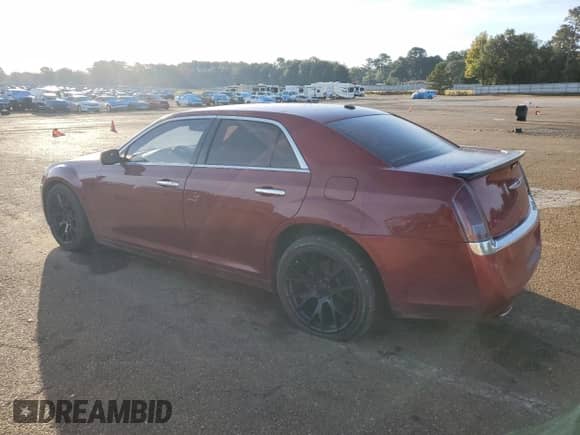 2014 Chrysler 300 C с VIN 2C3CCAET5EH169581, выставлен на аукционе Copart как лот 82697745 с пробегом 150 559 миль миль и Чистый • Clean title. История ставок и продаж доступна на DreamBid. Изображение 2.