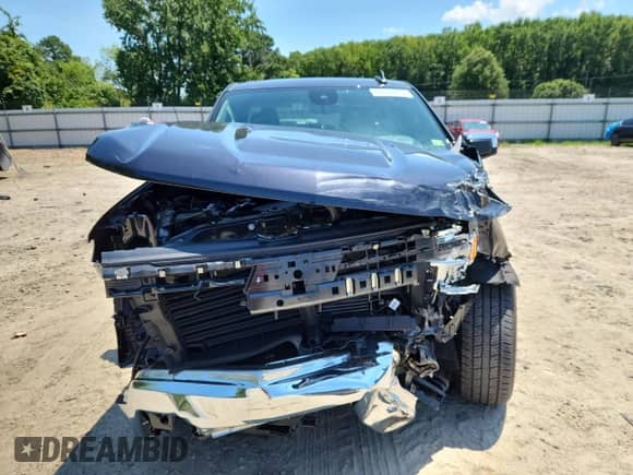 2022 Chevrolet Silverado 1500 LT with VIN 1GCPDDEK3NZ611552, listed as a Copart auction lot 66010875 with 18,202 mi miles and Salvage title. Bid and sale history available at DreamBid. Image 5.