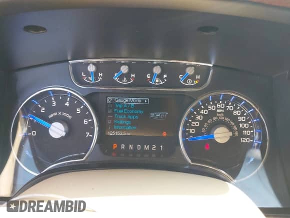 2014 Ford F-150 XL z VIN 1FTFW1ET3EKE95596, wystawiony jako IAAI lot #43184562 z przebiegiem 125 153 mil mil oraz . Historia ofert i sprzedaży dostępna na DreamBid. Obrazek 7.