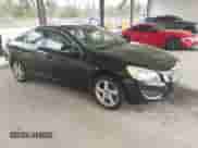 2012 Volvo S60 T5 с VIN YV1622FS8C2031282, выставлен на аукционе IAAI как лот 43220536 с пробегом 127 592 миль миль и . История ставок и продаж доступна на DreamBid. Изображение 1.