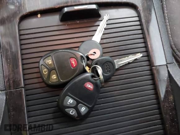 2016 Chevrolet Traverse LT with VIN 1GNKVGKD9GJ161073, listed as a IAAI auction lot 43025978 with 143,832 mi miles and . Bid and sale history available at DreamBid. Image 11.