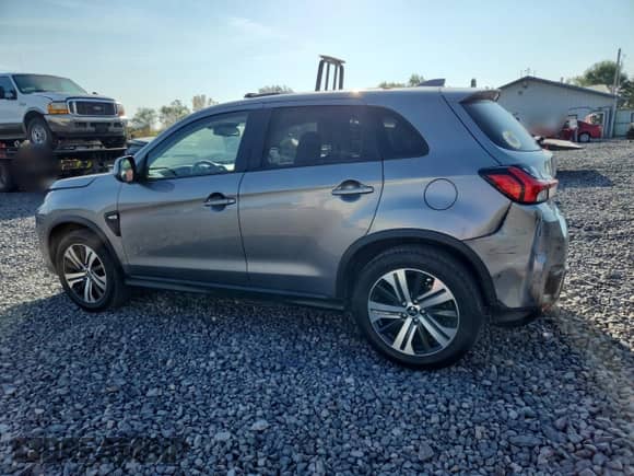 2021 Mitsubishi Outlander ES z VIN JA4APUAU1MU001160, wystawiony jako Copart lot #81616325 z przebiegiem 96 015 mil mil oraz Szkoda całkowita • Salvage title. Historia ofert i sprzedaży dostępna na DreamBid. Obrazek 2.