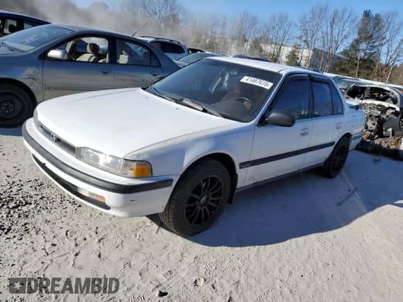 1990 Honda Accord LX z VIN JHMCB7653LC016309, wystawiony jako Copart lot #41487615 z przebiegiem 197 362 mil mil oraz Czysty tytuł • Clean title. Historia ofert i sprzedaży dostępna na DreamBid. Obrazek 1.