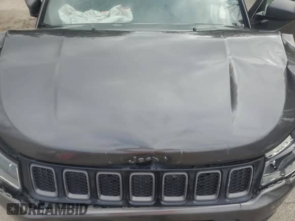 2021 Jeep Compass Latitude z VIN 3C4NJDBB0MT568279, wystawiony jako Copart lot #81084915 z przebiegiem 162 828 mil mil oraz Szkoda całkowita • Salvage title. Historia ofert i sprzedaży dostępna na DreamBid. Obrazek 12.