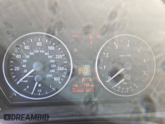 2006 BMW 3 Series 330i с VIN WBAVB335X6KR77746, выставлен на аукционе Copart как лот 80144935 с пробегом 123 424 миль миль и Списание • Salvage title. История ставок и продаж доступна на DreamBid. Изображение 9.