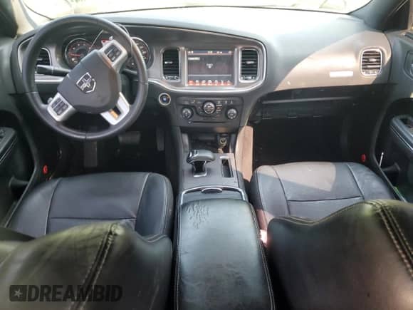 2013 Dodge Charger SXT Plus z VIN 2C3CDXHG0DH667541, wystawiony jako Copart lot #65617635 z przebiegiem 173 596 mil mil oraz Szkoda całkowita • Salvage title. Historia ofert i sprzedaży dostępna na DreamBid. Obrazek 8.