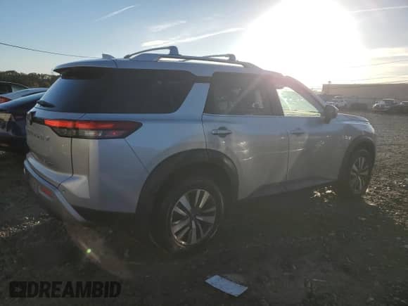 2023 Nissan Pathfinder SL with VIN 5N1DR3CC8PC221963, listed as a Copart auction lot 85125625 with 31,239 mi miles and Salvage title. Bid and sale history available at DreamBid. Image 3.