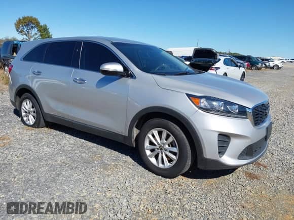 2019 Kia Sorento S with VIN 5XYPGDA58KG572314, listed as a IAAI auction lot 43425458 with 128,901 mi miles and . Bid and sale history available at DreamBid. Image 1.