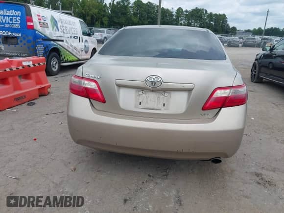 2009 Toyota Camry with VIN 4T1BE46KX9U299511, listed as a IAAI auction lot 42969350 with 196,640 mi miles and . Bid and sale history available at DreamBid. Image 16.