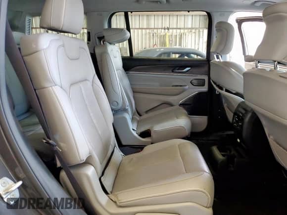 2022 Jeep Grand Cherokee Overland с VIN 1C4RJKDG3N8543181, выставлен на аукционе Copart как лот 68145415 с пробегом 37 988 миль миль и Списание • Salvage title. История ставок и продаж доступна на DreamBid. Изображение 11.