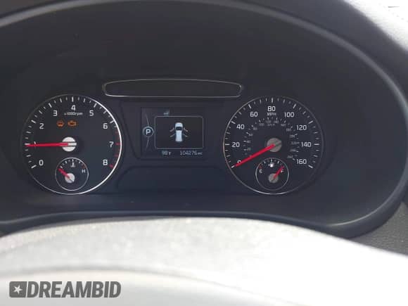 2016 Kia Sorento L with VIN 5XYPG4A38GG169035, listed as a IAAI auction lot 43069831 with 104,276 mi miles and . Bid and sale history available at DreamBid. Image 7.