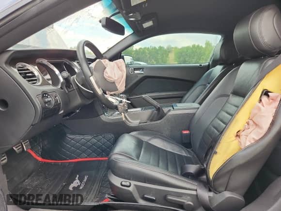 2014 Ford Mustang GT with VIN 1ZVBP8CF0E5299323, listed as a Copart auction lot 69133585 with 56,162 mi miles and Salvage title. Bid and sale history available at DreamBid. Image 7.