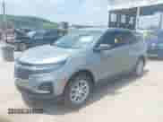 2023 Chevrolet Equinox LS z VIN 3GNAXSEG5PL197365, wystawiony jako IAAI lot #42419482 z przebiegiem 121 mil mil oraz . Historia ofert i sprzedaży dostępna na DreamBid. Obrazek 2.