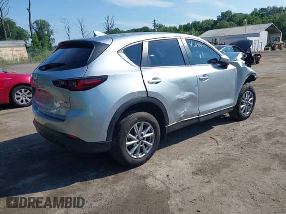 2023 Mazda CX-5 S Preferred z VIN JM3KFBCM2P0191455, wystawiony jako IAAI lot #42653952 z przebiegiem 49 488 mil mil oraz . Historia ofert i sprzedaży dostępna na DreamBid. Obrazek 4.