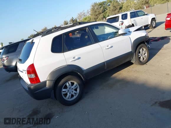 2006 Hyundai Tucson GLS с VIN KM8JN12D164333395, выставлен на аукционе IAAI как лот 43395918 с пробегом 98 881 миль миль и . История ставок и продаж доступна на DreamBid. Изображение 4.