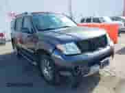 2011 Nissan Pathfinder LE z VIN 5N1AR1NB9BC616447, wystawiony jako IAAI lot #42489829 z przebiegiem 133 240 mil mil oraz . Historia ofert i sprzedaży dostępna na DreamBid. Obrazek 1.