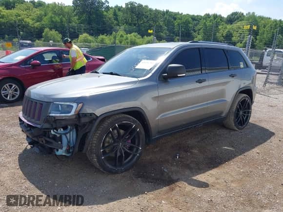 2013 Jeep Grand Cherokee Limited с VIN 1C4RJFBT2DC592505, выставлен на аукционе IAAI как лот 42636703 с пробегом 144 261 миль миль и . История ставок и продаж доступна на DreamBid. Изображение 18.